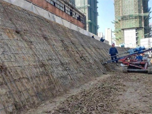 田阳建筑边坡支护